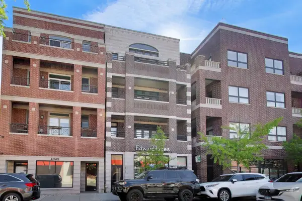 4043 N Damen Avenue #4, Chicago, IL 60618