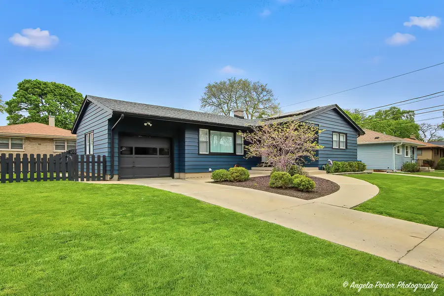 1320 Glenwood Avenue, Waukegan, IL 60085 - #2