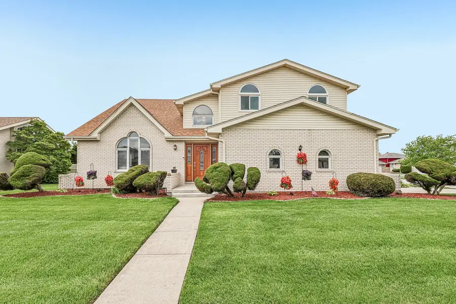 19500 Oakwood Avenue, Lynwood, IL 60411 - #3
