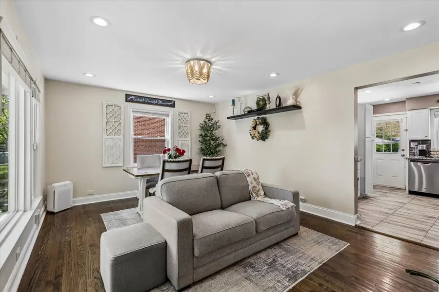 1616 Fowler Avenue, Evanston, IL 60201 - #2