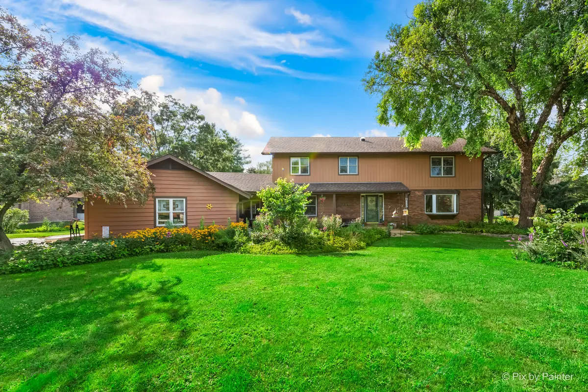 3305 Cardinal Lane, Woodstock, IL 60098 - #1