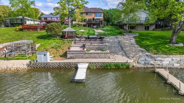 1317 Park Place, Lake Holiday, IL 60548