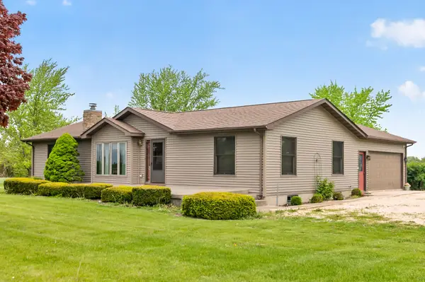 8086 Kane Road, Waterman, IL 60556