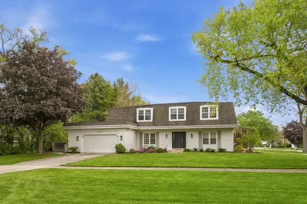 1473 Arbor Lane, Northbrook, IL 60062