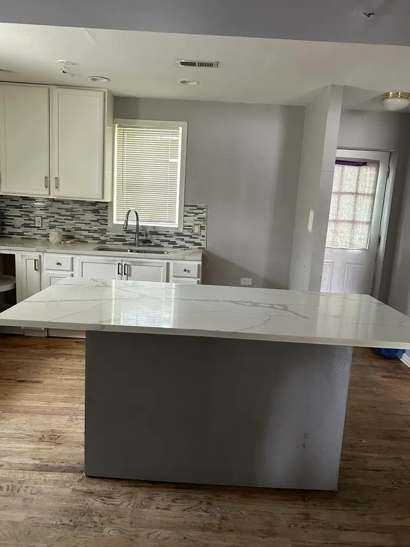 10724 S Pulaski Road, Oak Lawn, IL 60453 - #3