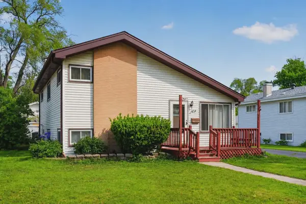 624 W Merle Avenue, Villa Park, IL 60181