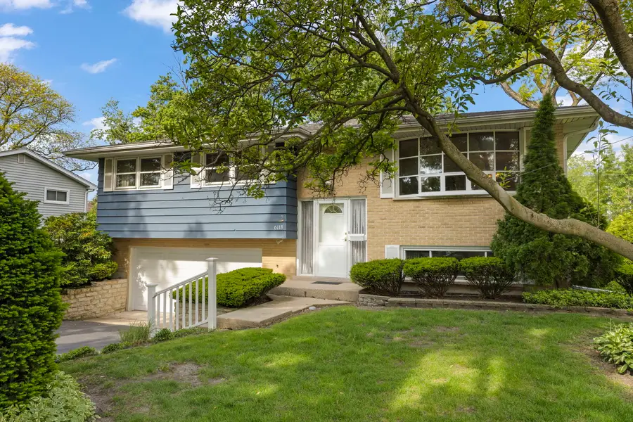 6118 Lyman Avenue, Downers Grove, IL 60516 - #2