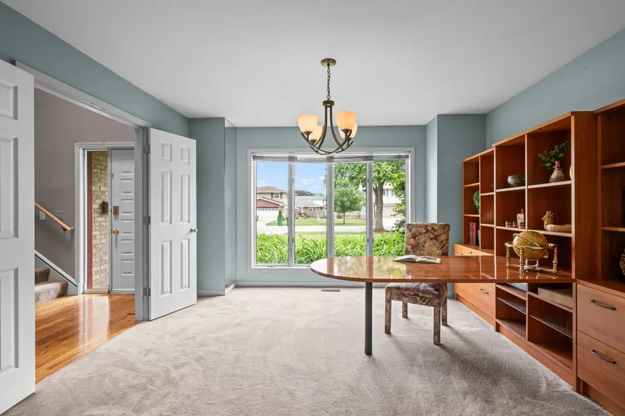 1704 S Western Avenue, Park Ridge, IL 60068 - #3