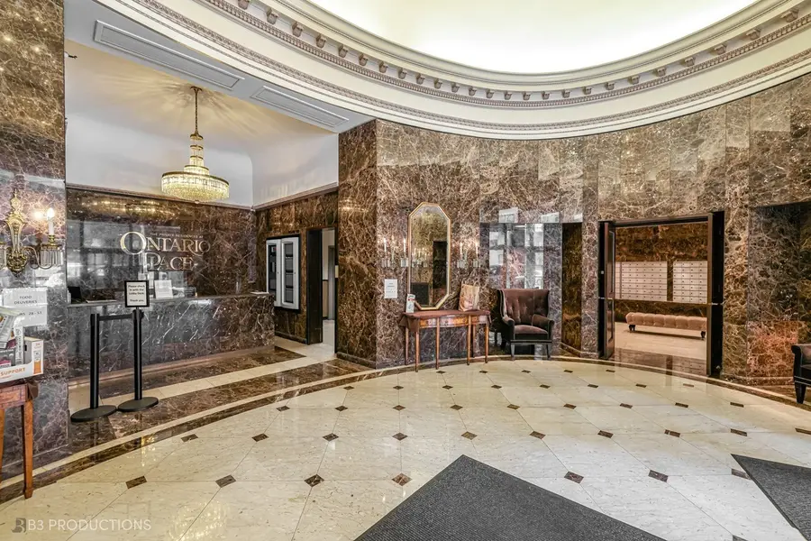 10 E Ontario Street #4304, Chicago, IL 60611 - #3