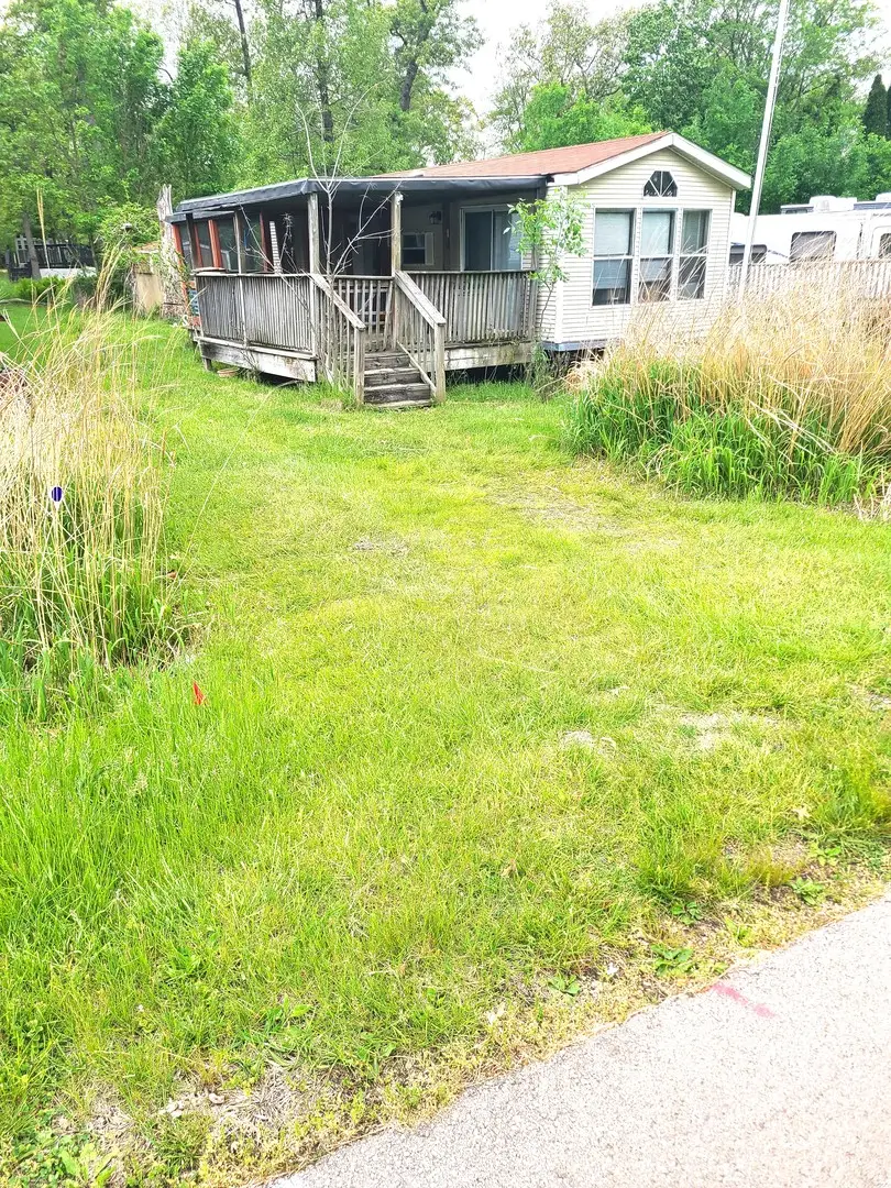 4/213 Woodhaven, Sublette, IL 61367 - #3