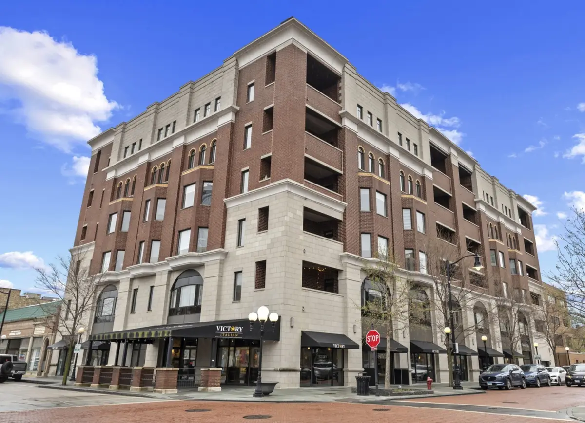 110 S Marion Street #606, Oak Park, IL 60302 - #1
