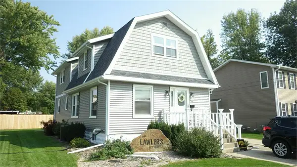 246 6th Street, Dewitt, IA 52742