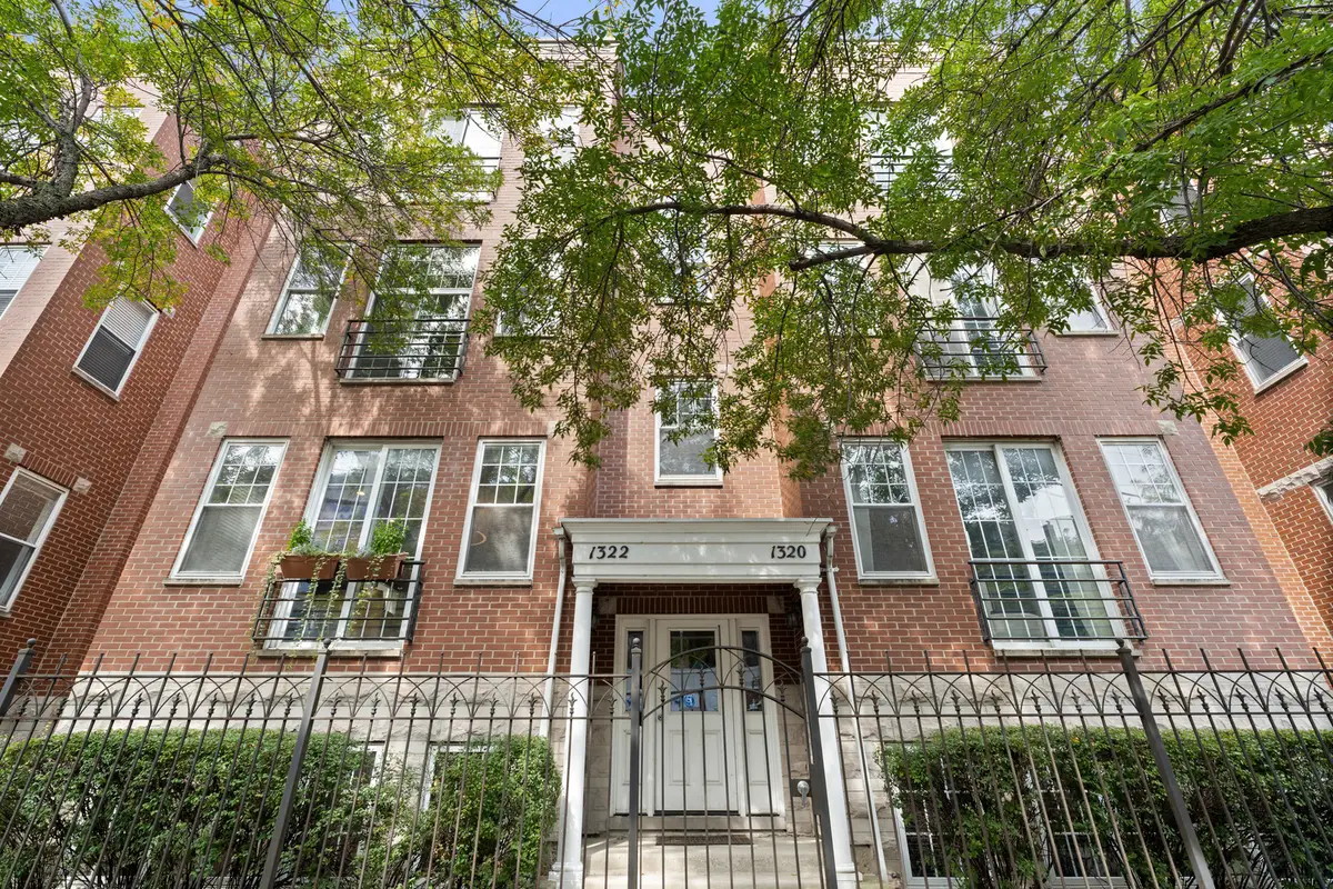 1322 W Belmont Avenue #1W, Chicago, IL 60657 - #1
