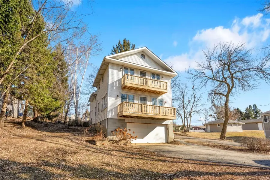 49 N Lake Avenue, Fox Lake, IL 60020 - #2