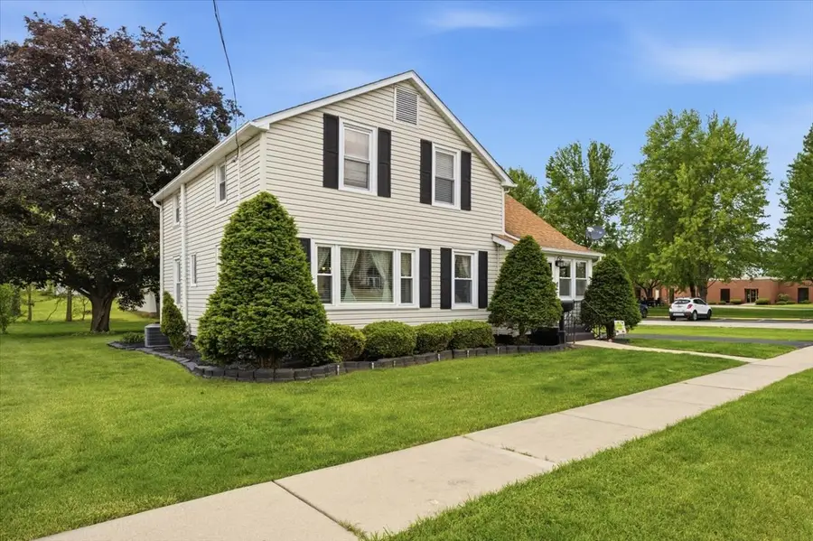 503 S Wells Street, Sandwich, IL 60548 - #3