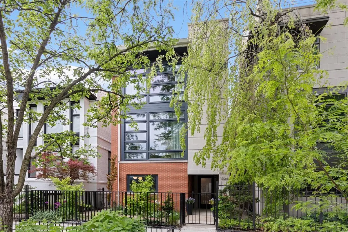 1726 N Winchester Avenue, Chicago, IL 60622 - #1