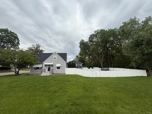 301 Hillside Avenue, Ottawa, IL 61350