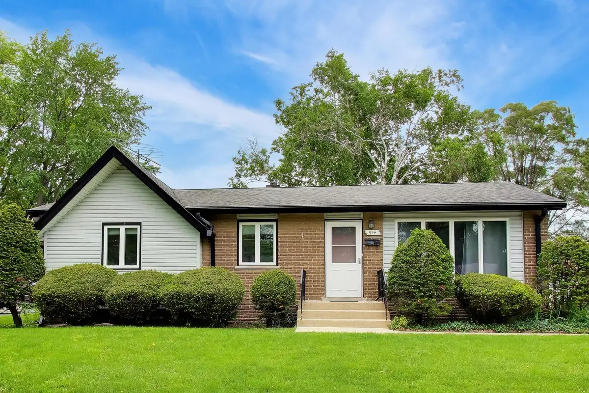 914 Coach Road, Homewood, IL 60430 - #1