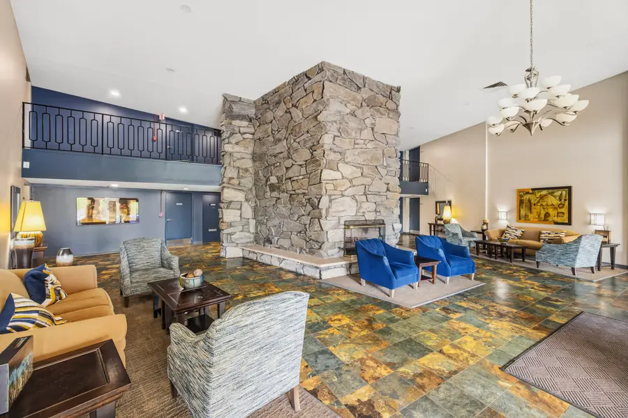 1198 Royal Glen Drive #304A, Glen Ellyn, IL 60137 - #2