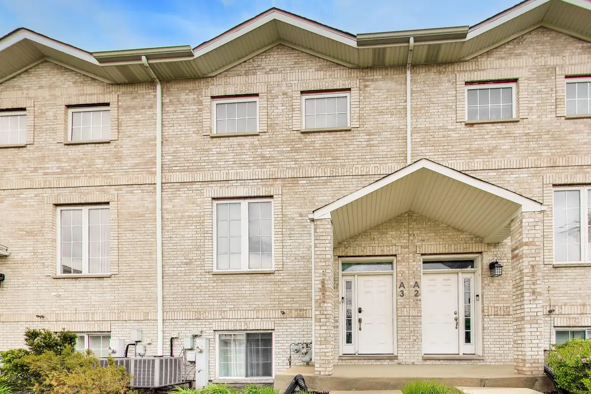 183 N East River Road #A3, Des Plaines, IL 60016 - #1