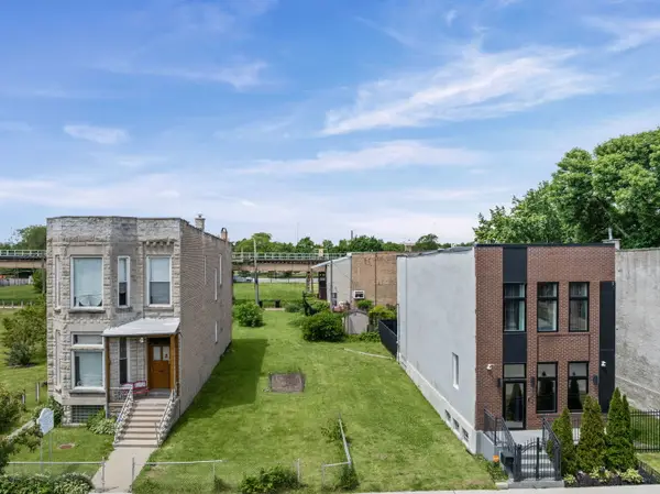 3808 S Wabash Avenue, Chicago, IL 60653