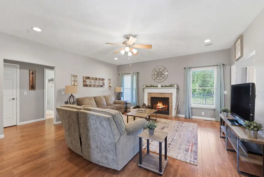 1002 9th Street, Port Byron, IL 61275 - #3
