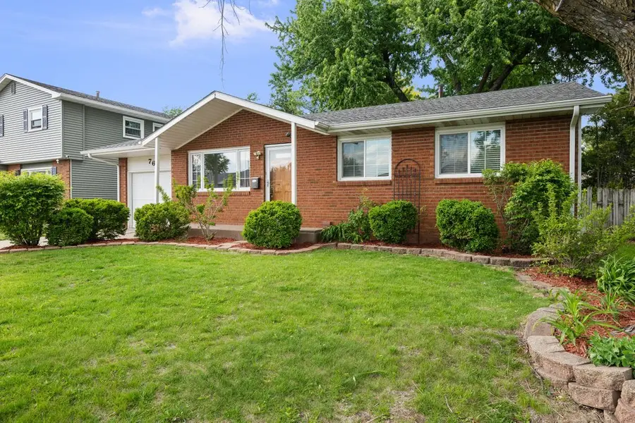 766 W 43rd Street, Davenport, IA 52806 - #3