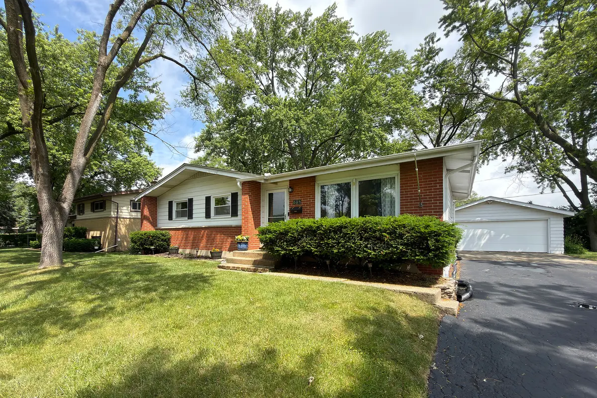 604 E Cedar Lane, Mount Prospect, IL 60056 - #1