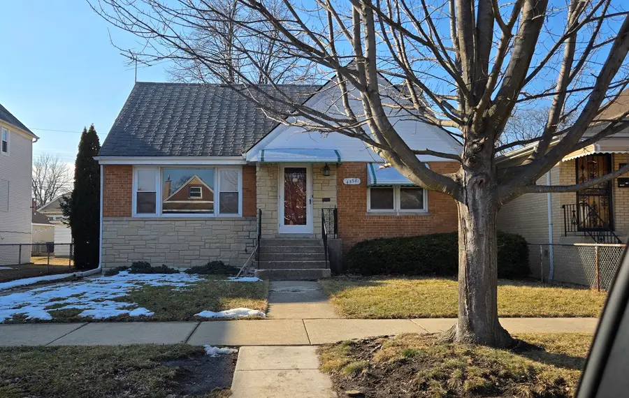 4538 N Mobile Avenue, Chicago, IL 60630 - #3