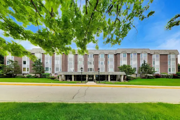 Address Withheld By Seller, Park Ridge, IL 60068