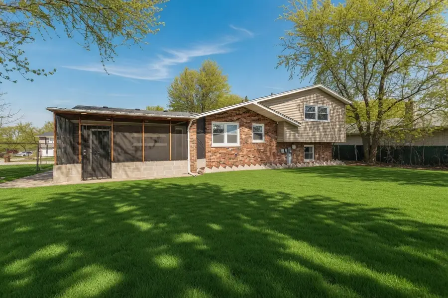 6151 Victoria Drive, Oak Forest, IL 60452 - #2