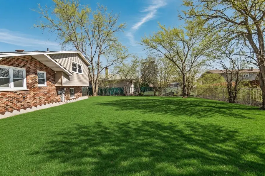 6151 Victoria Drive, Oak Forest, IL 60452 - #3