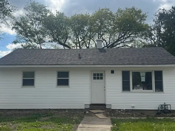 Address Withheld By Seller, Joliet, IL 60435