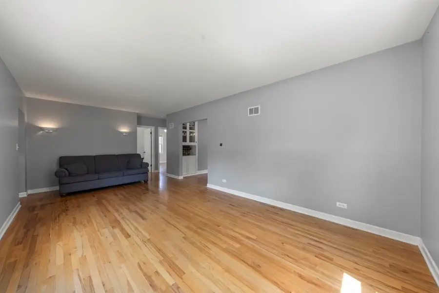 109 S Hudson Street, Westmont, IL 60559 - #3