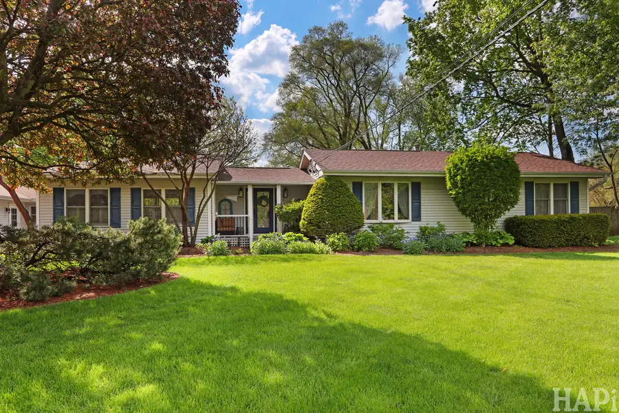 4403 Roberts Road, Island Lake, IL 60042 - #2