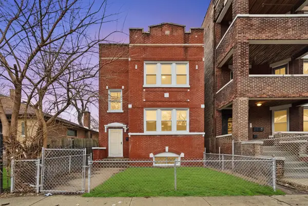 6623 S Vernon Avenue, Chicago, IL 60637