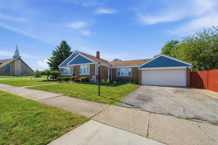 10828 S Pulaski Road, Oak Lawn, IL 60453 - #3