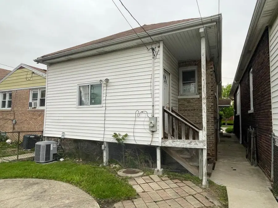 8618 S Loomis Boulevard, Chicago, IL 60620 - #2