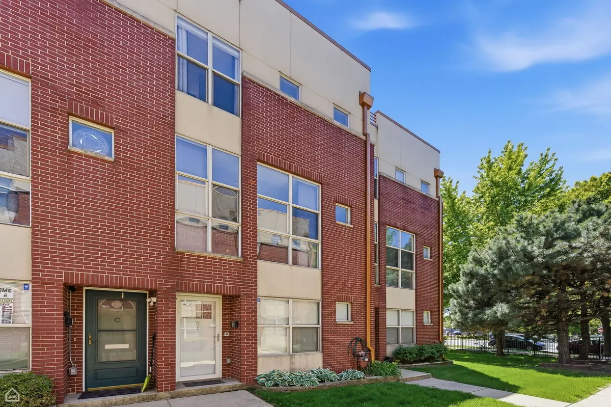6951 N Western Avenue #B, Chicago, IL 60645 - #1