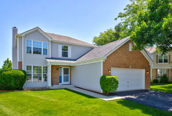 12 Foxglove Court, Bolingbrook, IL 60440