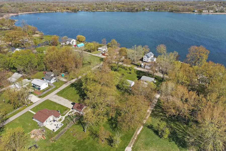 28490 W Main Street, Wauconda, IL 60084 - #2