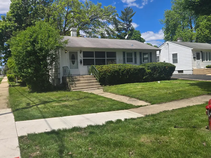 102 N Berteau Avenue, Bartlett, IL 60103 - #3