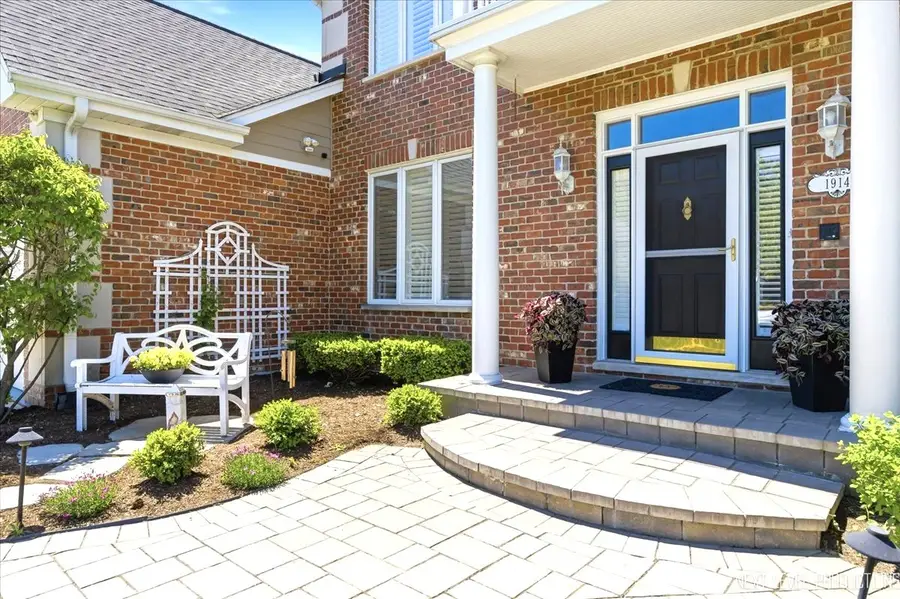 1914 N Ridge Avenue, Arlington Heights, IL 60004 - #3