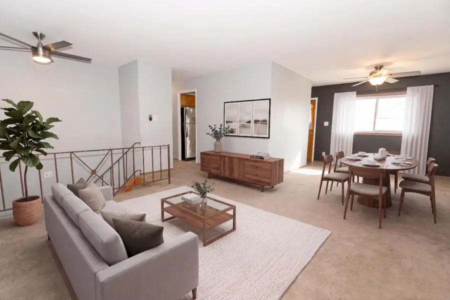 815 Oriole Drive, Streamwood, IL 60107 - #3