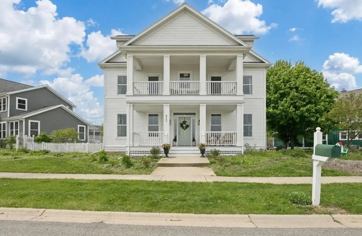 860 Blazing Star Road, Grayslake, IL 60030 - #1