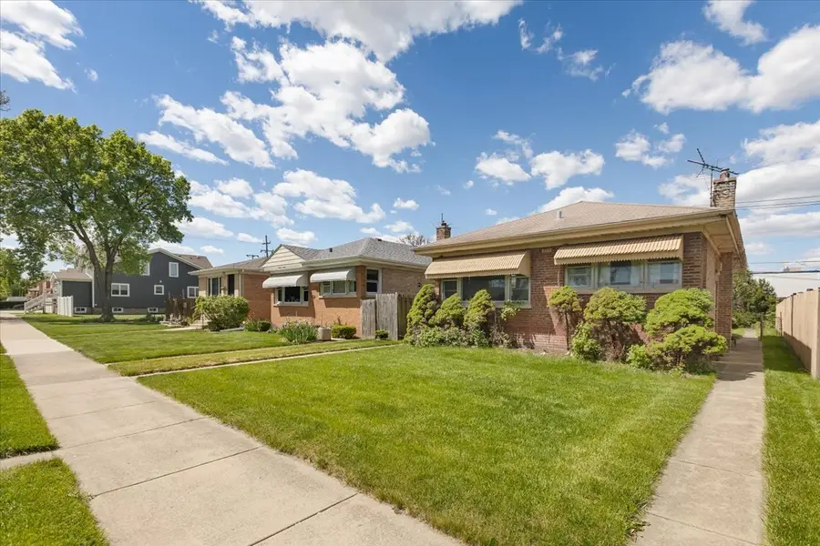 3218 Lincoln Street, Franklin Park, IL 60131 - #3