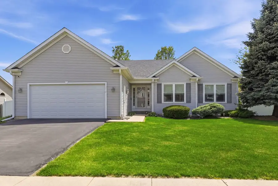 230 Wendy Street, Sycamore, IL 60178 - #2