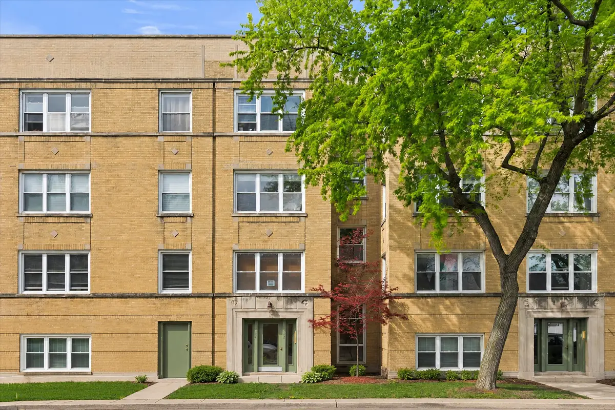 3124 W Cullom Avenue #1, Chicago, IL 60618 - #1