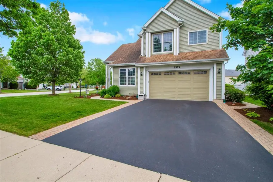 1575 Woodbury Circle, Gurnee, IL 60031 - #2
