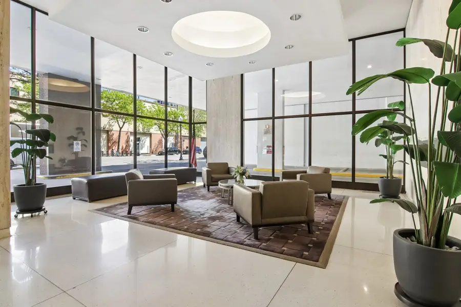 1636 N Wells Street #1709, Chicago, IL 60614 - #3